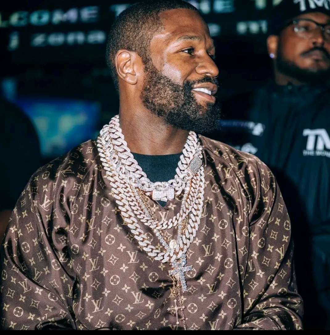 Floyd Mayweather Sues Showtime