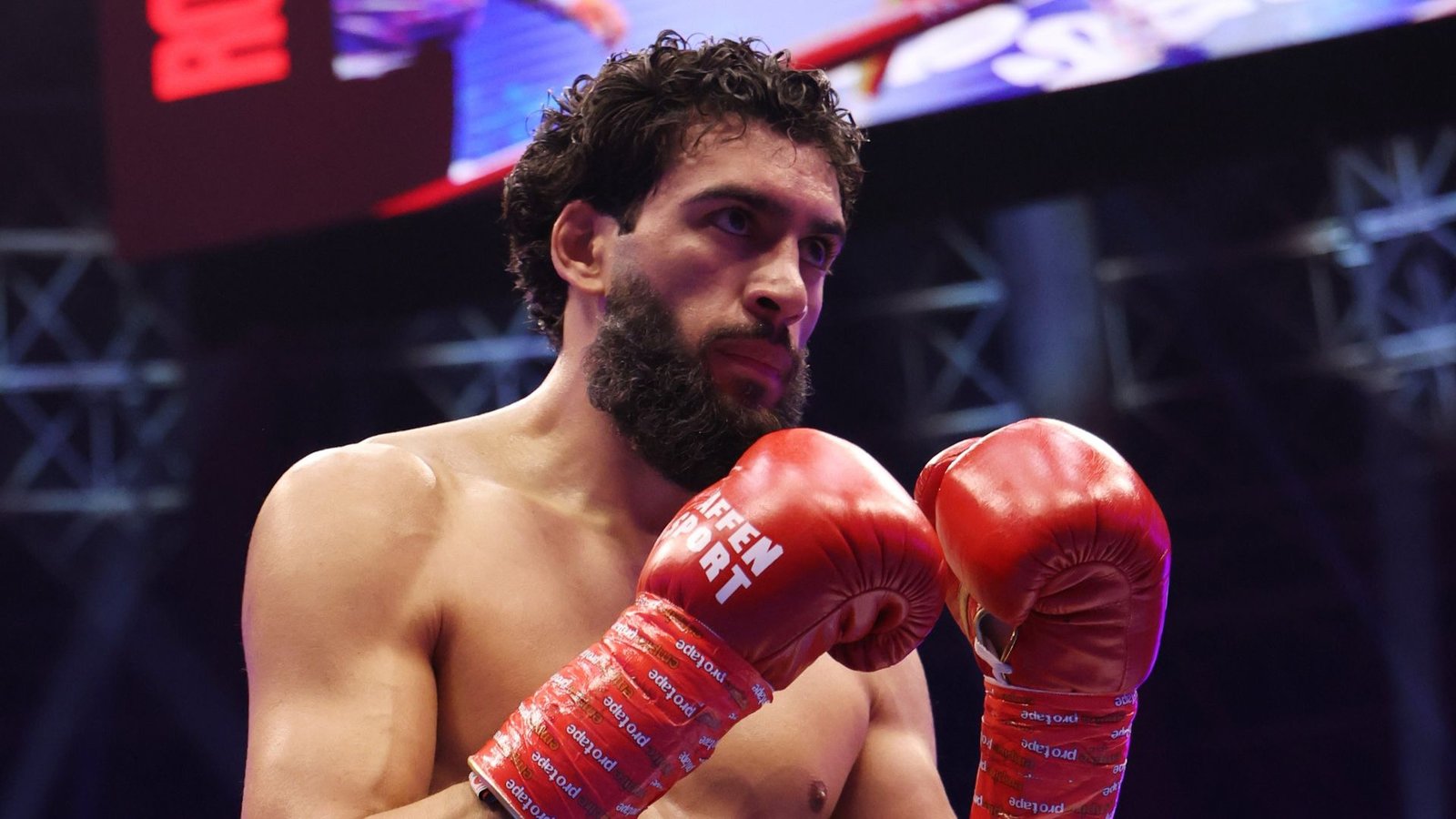 Queensberry Wins Purse Bid for Hamzah Sheeraz vs Janibek Alimkhanuly